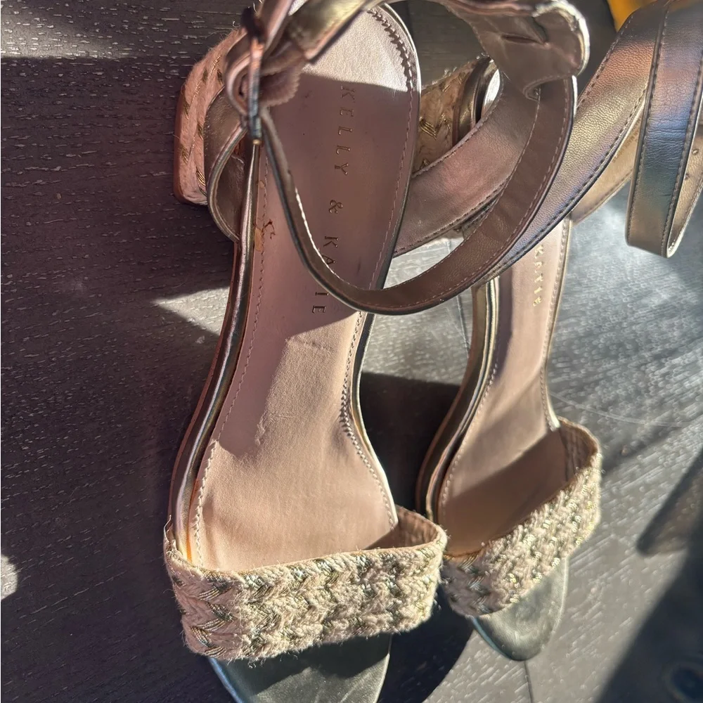 Kelly and Katie Heels Size 9 - Picture 4 of 4